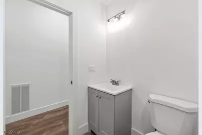 855 S 14th St, Newark, NJ 07108 - Photo 17