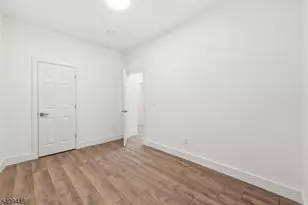 855 S 14th St, Newark, NJ 07108 - Photo 11