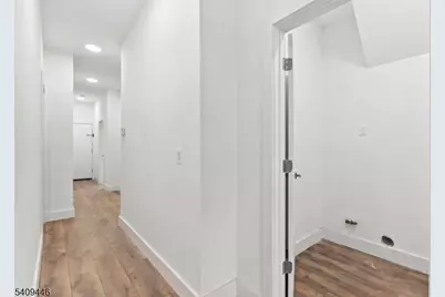 855 S 14th St, Newark, NJ 07108 - Photo 23