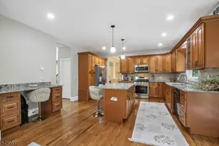 1 Wood Hollow Trail, Jefferson Township, NJ 07438 - Photo 9