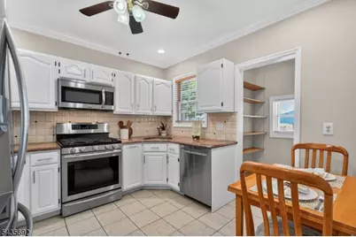 119 Kingston Ave, Hawthorne, NJ 07506 - Photo 15