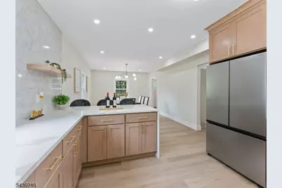 807 Mountain Ave, Bound Brook, NJ 08805 - Photo 17