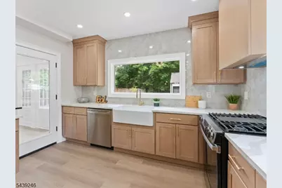 807 Mountain Ave, Bound Brook, NJ 08805 - Photo 15