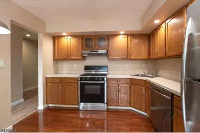 23 E Foxboro Ln #E, West Milford, NJ 07480 - Photo 3