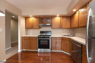 23 E Foxboro Ln, West Milford, NJ 07480 - Photo 3