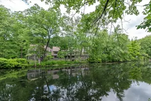 23 E Foxboro Ln, West Milford, NJ 07480 - Photo 21
