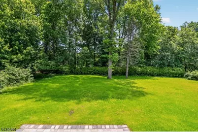 81 Ridge Dr, Livingston, NJ 07039 - Photo 47