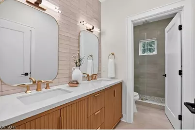 81 Ridge Dr, Livingston, NJ 07039 - Photo 37