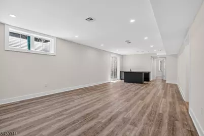 81 Ridge Dr, Livingston, NJ 07039 - Photo 43