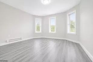 64 DeMott Ave, Clifton, NJ 07011 - Photo 7