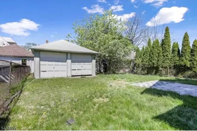 64 Demott Ave, Clifton, NJ 07011 - Photo 11