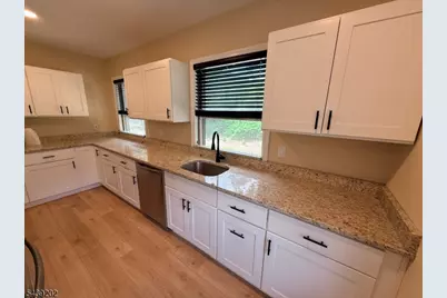 48 Ringwood Ave #B, Ringwood, NJ 07456 - Photo 9