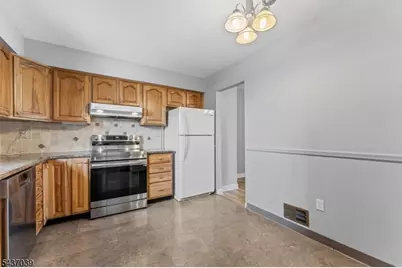 1901 Wilshire Ct, Hillsborough Township, NJ 08844 - Photo 5