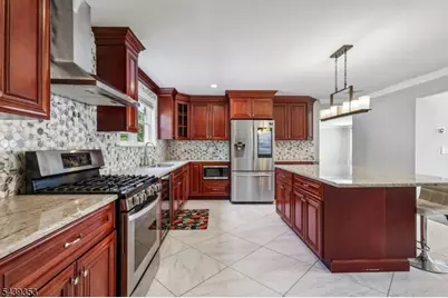 45 Wilmore Rd, Little Falls Township, NJ 07424 - Photo 11