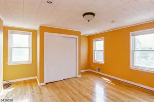 221 Madison St, Linden, NJ 07036 - Photo 15