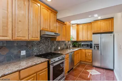 221 Madison St, Linden, NJ 07036 - Photo 7
