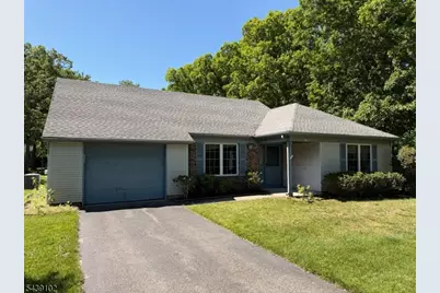 541 Petunia Ln, Manchester Township, NJ 08759 - Photo 1