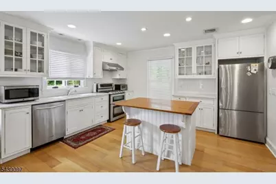 111 Village Rd, Harding Township, NJ 07976 - Photo 21