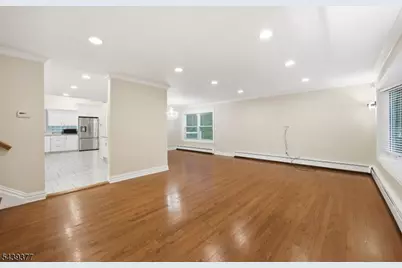 47 Crossbrook Rd, Livingston, NJ 07039 - Photo 5