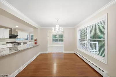47 Crossbrook Rd, Livingston, NJ 07039 - Photo 9