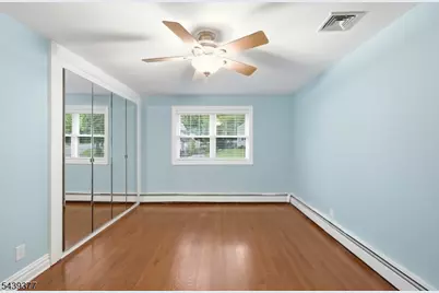 47 Crossbrook Rd, Livingston, NJ 07039 - Photo 17