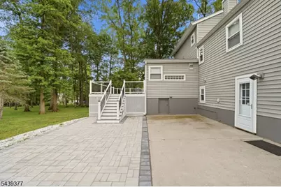 47 Crossbrook Rd, Livingston, NJ 07039 - Photo 33