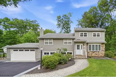 47 Crossbrook Rd, Livingston, NJ 07039 - Photo 1