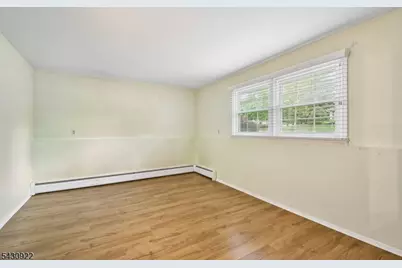 42 Davenport Ave, Roseland, NJ 07068 - Photo 15