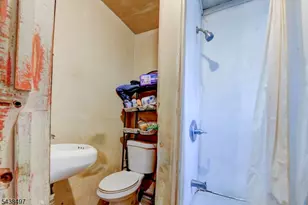 122 16th Ave, Paterson, NJ 07501 - Photo 15