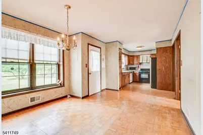 19 Arrowhead Dr, Branchburg Township, NJ 08853 - Photo 9