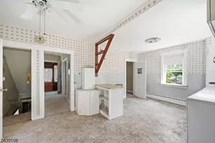 114 Franklin Pl, Roselle Park, NJ 07204 - Photo 13