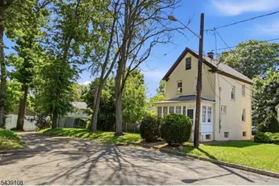 114 Franklin Pl, Roselle Park, NJ 07204 - Photo 3