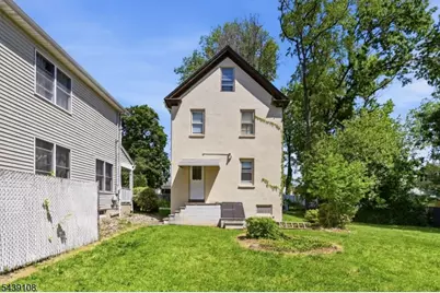 114 Franklin Pl, Roselle Park, NJ 07204 - Photo 31