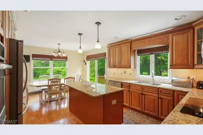 5 Maple Dr, Warren Township, NJ 07059 - Photo 13