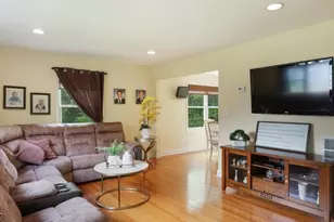 5 Maple Dr, Warren Township, NJ 07059 - Photo 5