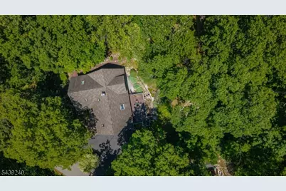 1150 Lakeside Dr E, Vernon, NJ 07422 - Photo 37
