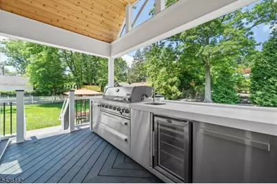 48 Edgemont Rd, Montclair, NJ 07042 - Photo 23