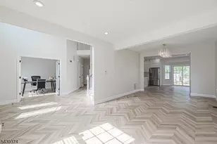 11 Chancellor Park Dr, Hamilton Twp., NJ 08330 - Photo 11