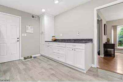 9 Shelley Pl, Morris Township, NJ 07960 - Photo 5