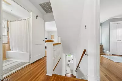 20 Euclid Pl, Montclair, NJ 07042 - Photo 19