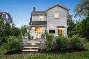 20 Euclid Pl, Montclair, NJ 07042 - Photo 31