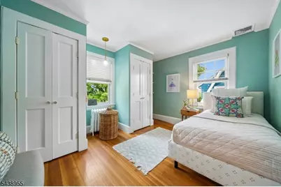 20 Euclid Pl, Montclair, NJ 07042 - Photo 23