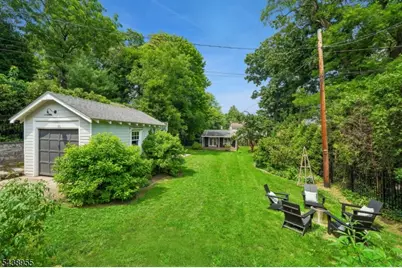 20 Euclid Pl, Montclair, NJ 07042 - Photo 33
