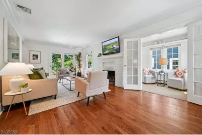 20 Euclid Pl, Montclair, NJ 07042 - Photo 7