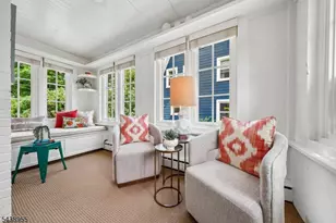 20 Euclid Pl, Montclair, NJ 07042 - Photo 9
