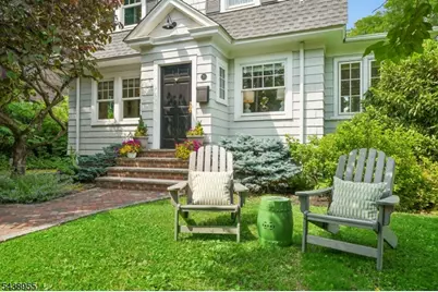 20 Euclid Pl, Montclair, NJ 07042 - Photo 3