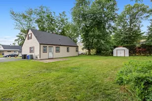 44 Bergen Dr, Little Falls Township, NJ 07424 - Photo 23