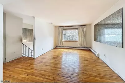 142 Valley View Dr, Rockaway Township, NJ 07866 - Photo 3