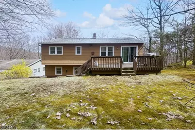 142 Valley View Dr, Rockaway Township, NJ 07866 - Photo 19