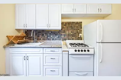 97 Berkeley Ave #2, Bloomfield, NJ 07003 - Photo 15